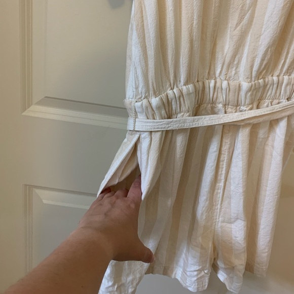 American Eagle Utility Romper - Picture 4 of 4